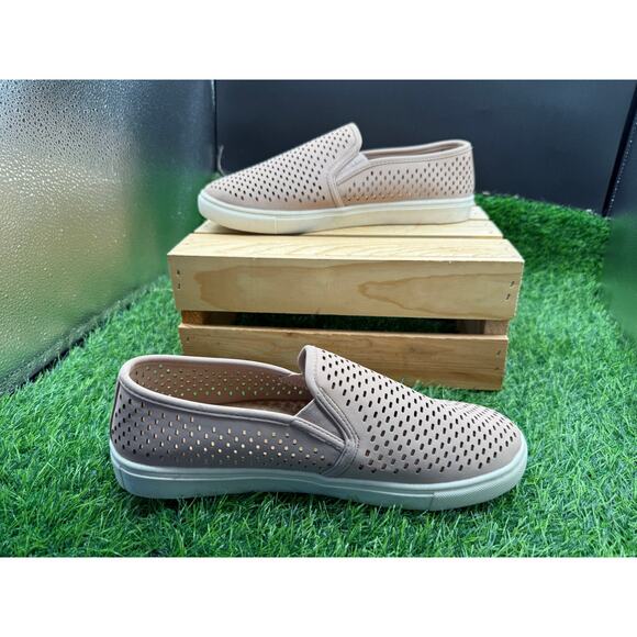 SM- Beige- Slip on Sneaker- Size 10W - Picture 8 of 12